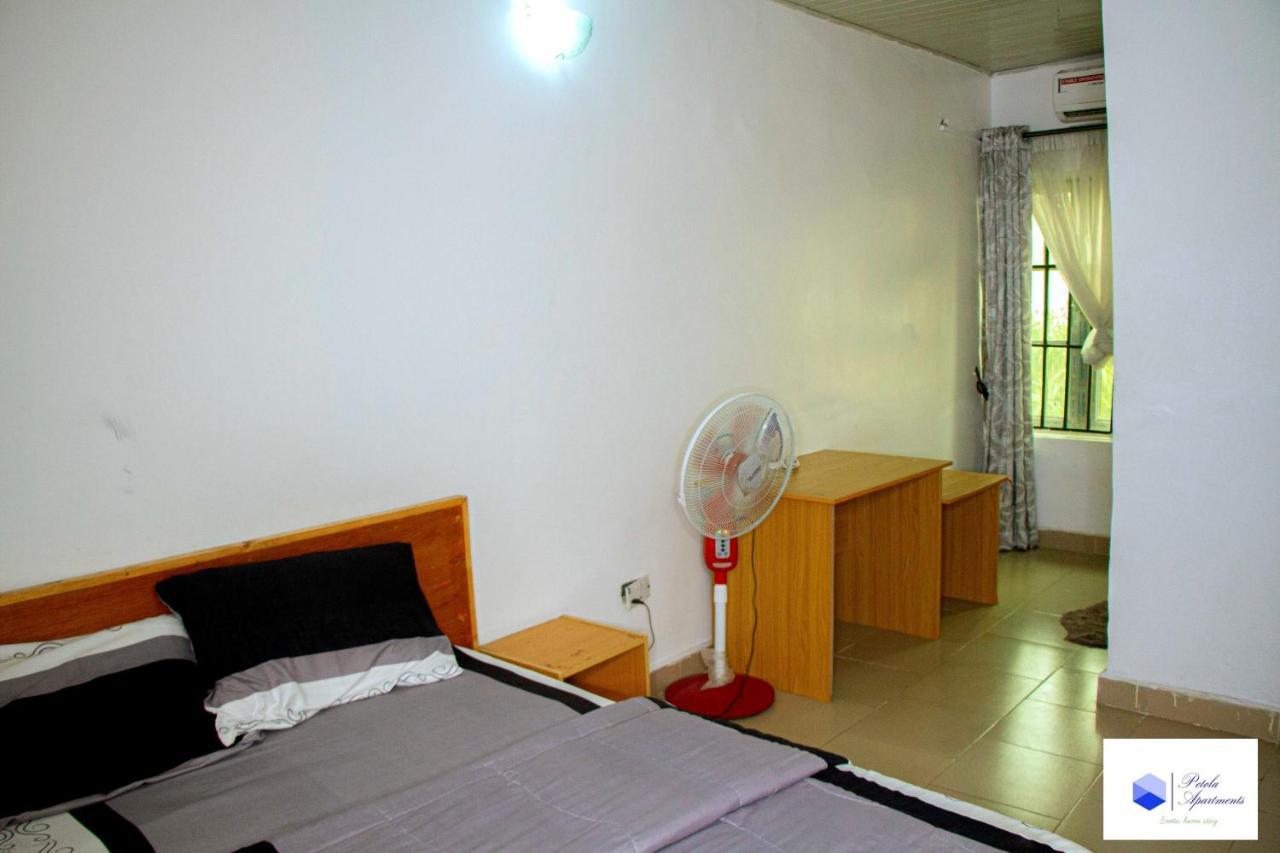 Petola Radiant 1 Bedroom Apartment Lagos Exterior photo